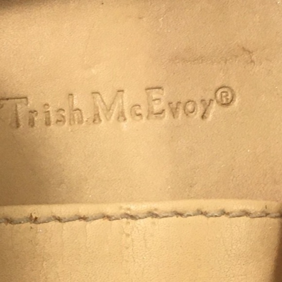 Trish McEvoy Petite Blue Leather Makeup Planner - Picture 6 of 14